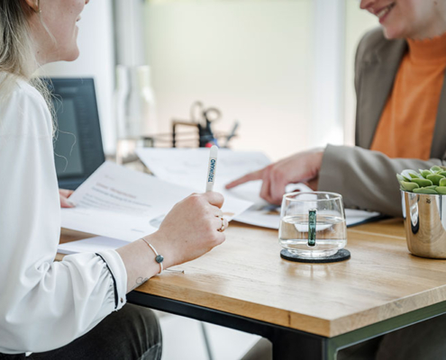 Für ein optimales Zeitmanagement im Büro sollten feste Routinen eingeplant werden